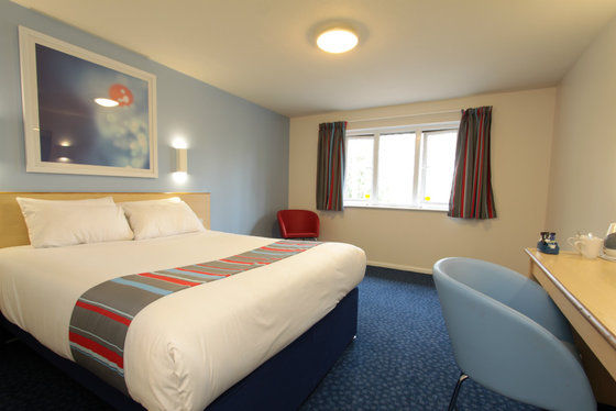Travelodge Bracknell Central Kamer foto